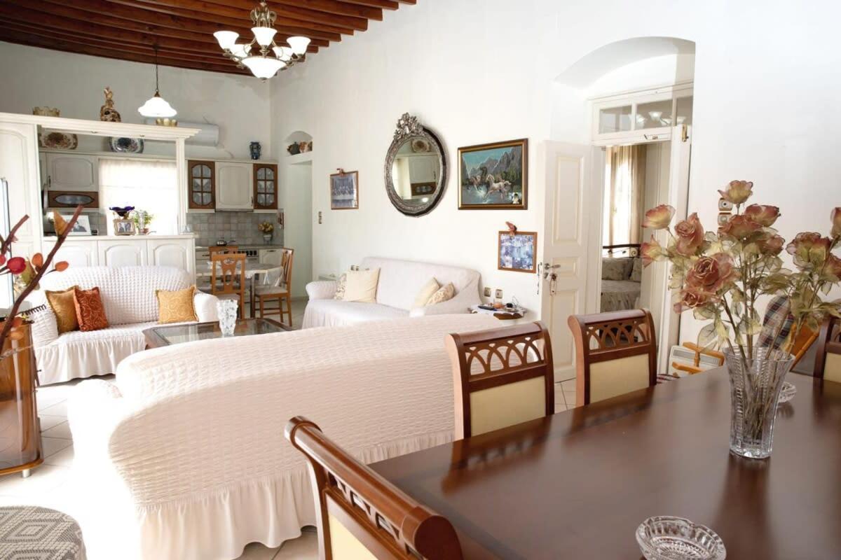 Neoclassical Splendor Unique Experience In Leros Panteli Exteriér fotografie